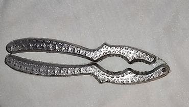 aksa: Орехокол винтаж — 2