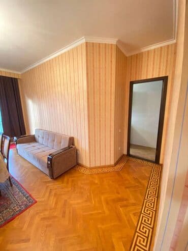 bakida kiraya evler: 28 may metrosuna yaxın Amerika səfirliyinə yaxın 5 mertebeli binanın — 6