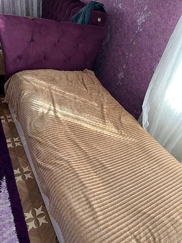 Tek neferlik carpayi Matras,baza var Bel hissesi sokulub rahat
