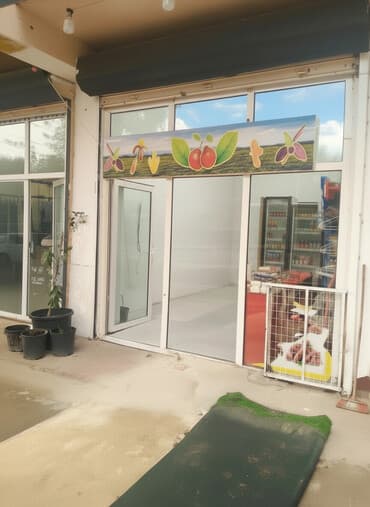 ferma kirayə: İcarəyə verilir: Yol kenarı məktəbin yanı pesaxodun üsdü Avtobus — 4