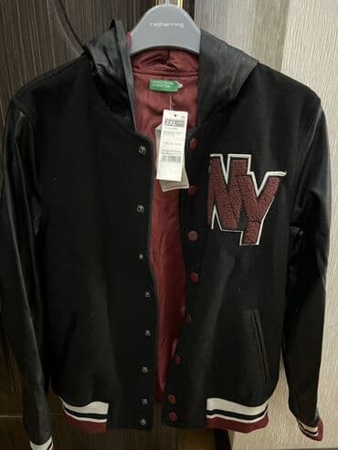 Donlar: Benetton tam yeni oğlan uşağı üçün payız-yaz dəri kurtka. İtaliya — 4