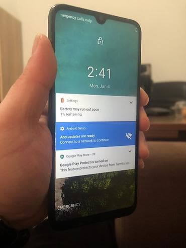 ekran telefonu: Xiaomi Mi A3, rəng - Qara, 
 Sensor — 2