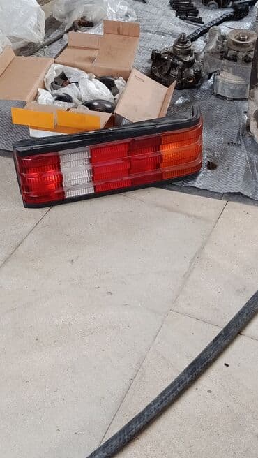 Mercedes-Benz 1990 il, Orijinal, Almaniya, İşlənmiş