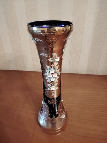 bəzək əşyası 9 hərfli: Kolleksiya üçün dekorativ əşyalar dəsti - Porselen fiqur: Zərif xanım — 17