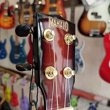 gitara simləri: Ukulele Mahalo MJ13TS Simlərin sayı: 4 Simlər:Aquila Qol: Mahogany — 3