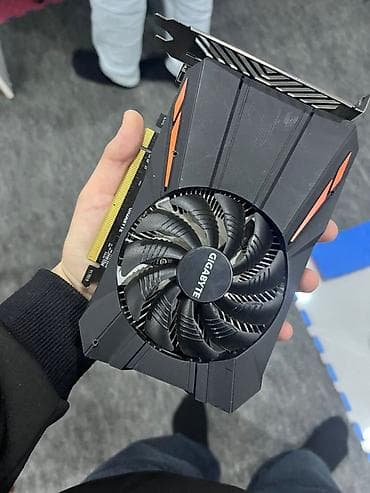 Videokart Gigabyte Radeon RX 550, < 4 GB, İşlənmiş