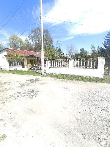 qazaxda 2 otaqli menziller: 3 otaqlı, 10 kv. m, Orta təmir — 4