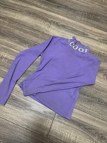 Kişi ayaqqabıları: Bənövşəyi rəngdə qadın köynəyi/svitşot tipli bluz. - Uzunqol, rahat — 1