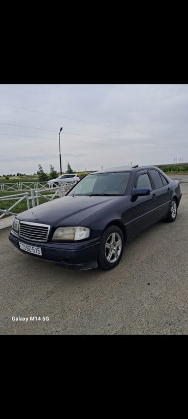 w202 suretler qutusu: Mercedes-Benz C‑Class (W202) sedan - Kuzov: 4 qapılı sedan, tünd mavi — 6