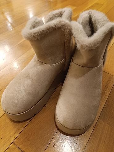 cins sumka: Qadın qış botları – bej rəng - Material: süet xarici səth, içi yumşaq — 1