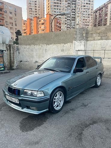 1994: BMW 3 series: 1.8 l | 1994 il Sedan — 9