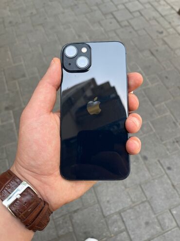 Apple iPhone: IPhone 13