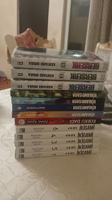 maşa medved: Manga kitabları paketi Dəst tərkibi: - Berserk – Kentaro Miura — 2