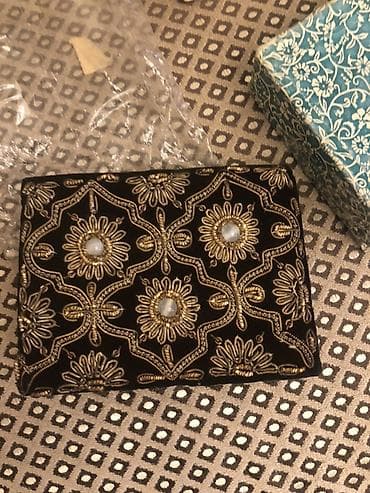 Çantalar: Qara məxməri əl çantası (klatç) - Material: məxmər üstlük, daxili — 2