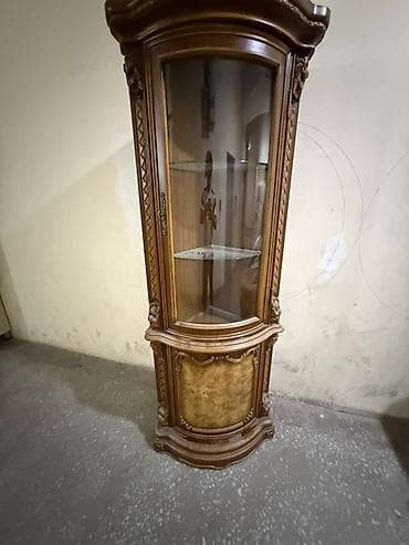 bufet: Klassik üslubda bəzədilmiş vitrin şkaf - Material: ağac əsaslı — 2