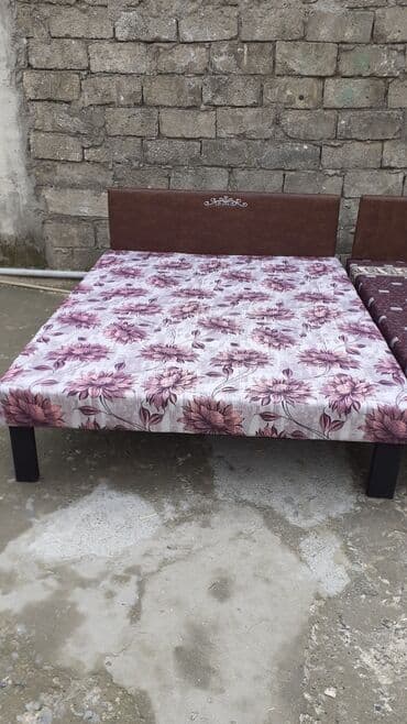 Çarpayı təzə Hazırı var Çatdırılma var 1 nəfərlik 60 manat 2 nəfərlik — 1