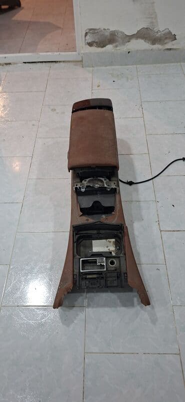 bmw e30 kuza: Eskılas bardoçoku — 1