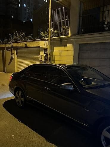 13 disk: Mercedes-Benz E-Class: 2.2 l | 2011 il Sedan — 6