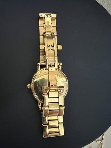 bil: Marc Jacobs qadın saatı - Korpus və qolbaq: qızılı tonlu paslanmayan — 3