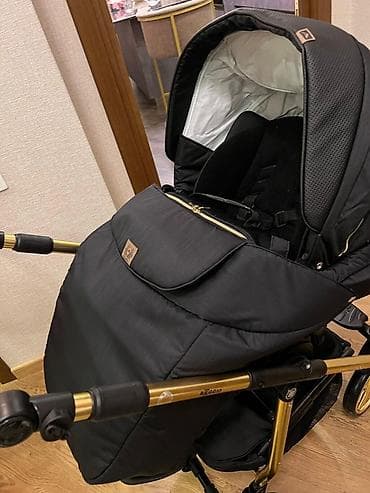 Araba-beşiklər: 2-i 1-də araba, İşlənmiş, Yaş: <1 ay, Ünvandan götürmə, Ödənişli çatdırılma, Rayonlara çatdırılma — 3