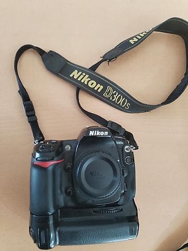 17 pro 512: Nikon D300s DSLR fotoaparat dəsti - Korpus: Nikon D300s (magnesium — 1