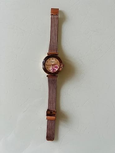 saat sekili: Yeni, Qol saatı — 1