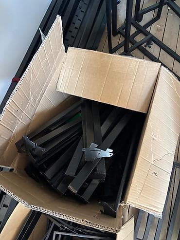 hdd box: Mağaza vitrin demiri.50-60 kvadratlıq geyim mağazasinidi.tezedir 1 ay — 3