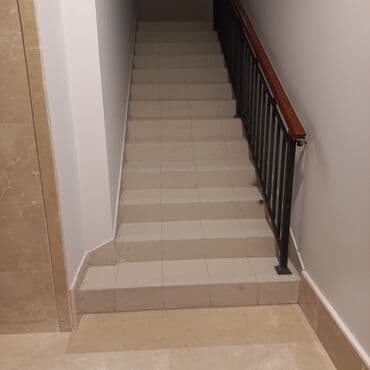 kafel satisi: Təbii mərmər lövhələr – müxtəlif rəng və naxışlar Məhsul: - — 10