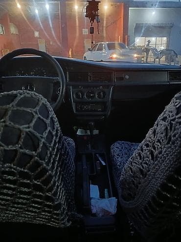 mercedes 170 b: Mercedes-Benz 190 (W201) sedan - Kuzov: 4 qapılı sedan, tünd mavi — 9