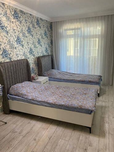 bina az yeni tikililer: Mənzil Bakıxanovda (razin) yerləşən Akkord binalarında 7ci mərtəbədə — 3