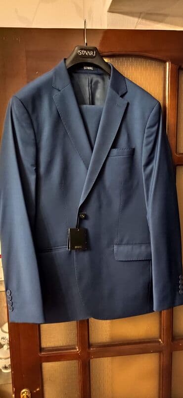 dəst geyimlər instagram: Kostyum yenidir. Tecili satilir. Suvariden alinib 399 manata. Razmer — 1