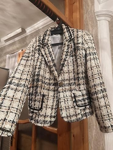 Верхняя одежда: Tweed qadın blezeri - Klassik qara-bej-ağ rəng palitrasında dama — 1