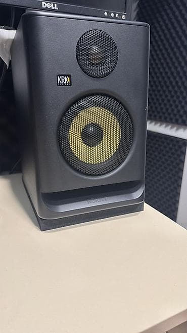 KRK Rokit rp5 G5 aktyiv studiya monitoru ideal vəziyyətdədir. Heç 6 lalafo.az -da KRK Rokit rp5 G5 aktyiv studiya monitoru ideal vəziyyətdədir. Heç 6