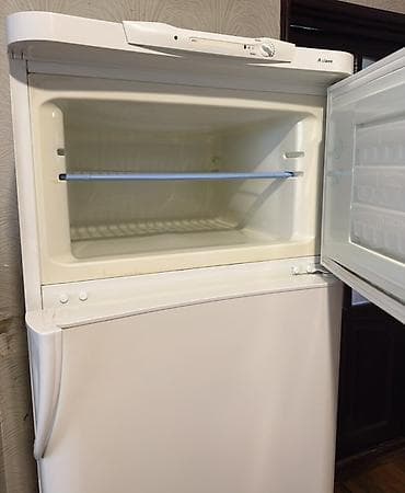 zil satilir: İşlənmiş 2 qapılı Indesit Soyuducu Satılır, rəng - Ağ — 3