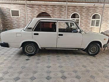 lassa teker evi: VAZ 2107 İli 2004 Maşın 4 ildi Məndədi Padnoşkalarında Çürüklər Var — 1