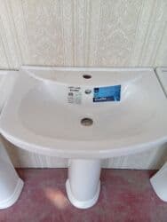 Çanaq üçün kranlar: Ayaqüstü lavabo dəstləri – pedestallı, kran üçün 1 deşikli, axıntı və — 3