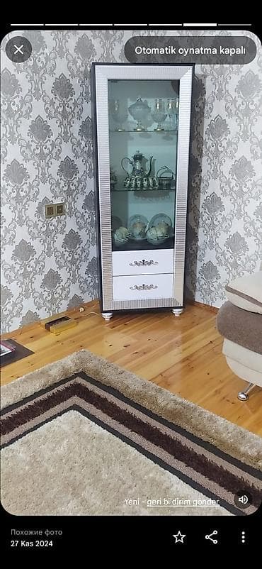desti: Qonaq otağı üçün vitrinli mebel dəsti - Tərkib: 1 ədəd geniş konsol + — 2