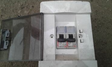 avtomat qapı: Elektrik avtomat üçün qutu satılır. 1 ədəd var. Türkiyə istehsalıdır — 1