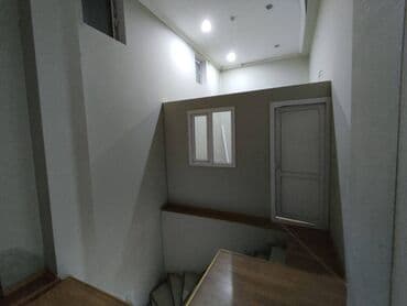 kiraye evler memar ecemi: Heyder eliyev prospektində mərkəzdə, 3 mərtəbəli, obyekt icareye — 17