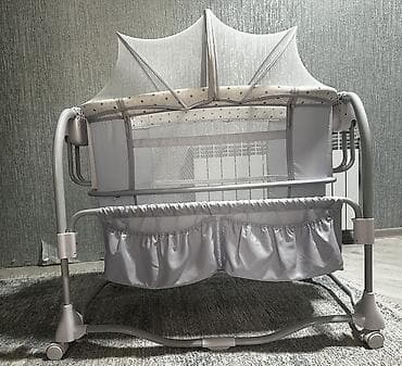 Oğlan və qız üçün, İşlənmiş, Dördbucaq, Beşik, Dəstsiz, Matras ilə, Yellənmə mexanizmsiz