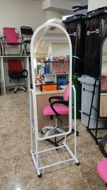 guzgu tek: Güzgü Döşəmə üstü, Oval, Çərçivə ilə — 2