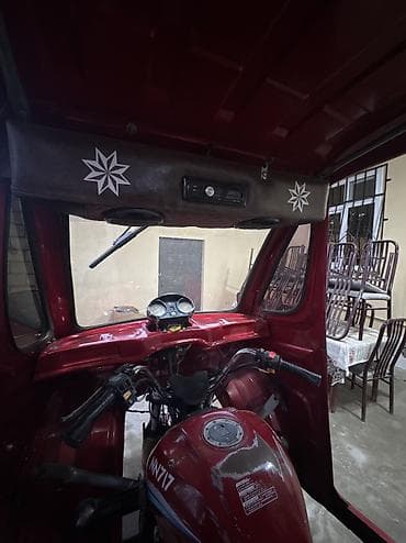 iwlenmiw tekerlerin satisi: Yükdaşıma üçün üçtəkərli motoqoşqu (kabinli) - Rəng: qırmızı, kabinli — 2