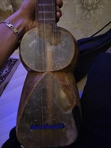 akustik gitara simi: Tar – milli simli musiqi aləti - Korpus: armud formalı, iki nazik — 3