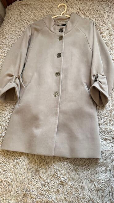 qadınlar üçün süni dublyonkalar: Palto, M, rəng - Bej — 5