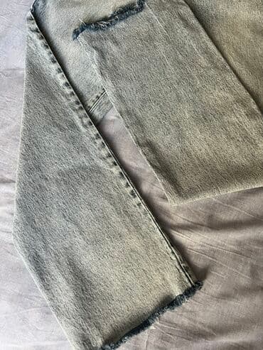 ağ şalvar: Cinslər, Sagaza, S — 4