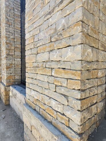 iwci axtarilir: ✅ Xidmətlərin detallı siyahısı: Qaya daşı dekoru (imitasiya və ya — 2