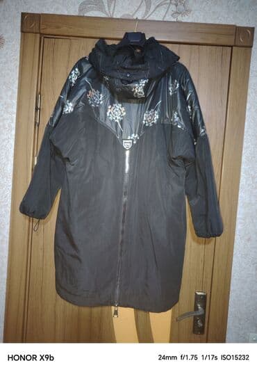 qara hicab: Qadın qışlıq parkası – qara rəng - Uzun, rahat kəsim - İki tərəfli ön — 2