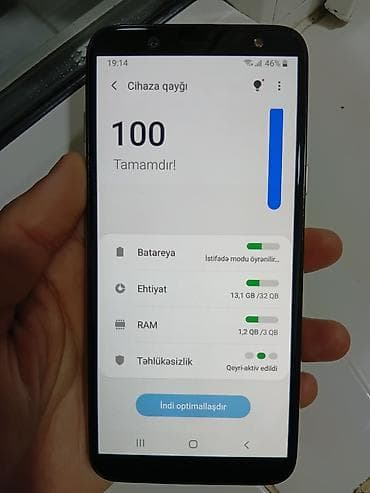 iphone telefonlar ucuz: Samsung Galaxy A6, 32 GB, rəng - Qızılı, Sensor, Barmaq izi — 5