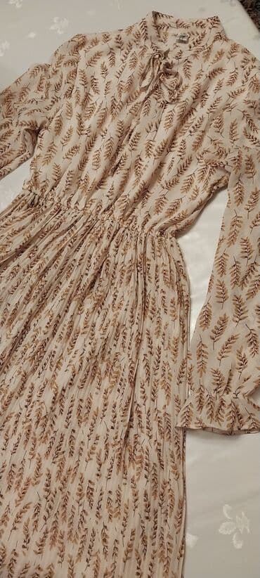 midi keyboard: S razmer don. 1 defe geyinilib 15manat. uzunlugu midi — 1