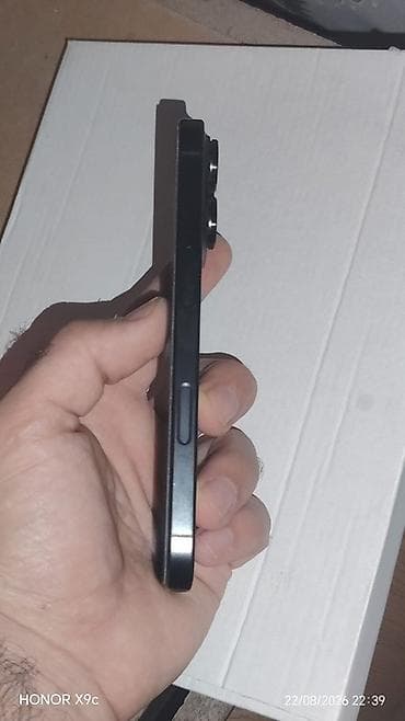 IPhone 16 Pro, Black Titanium, Face ID